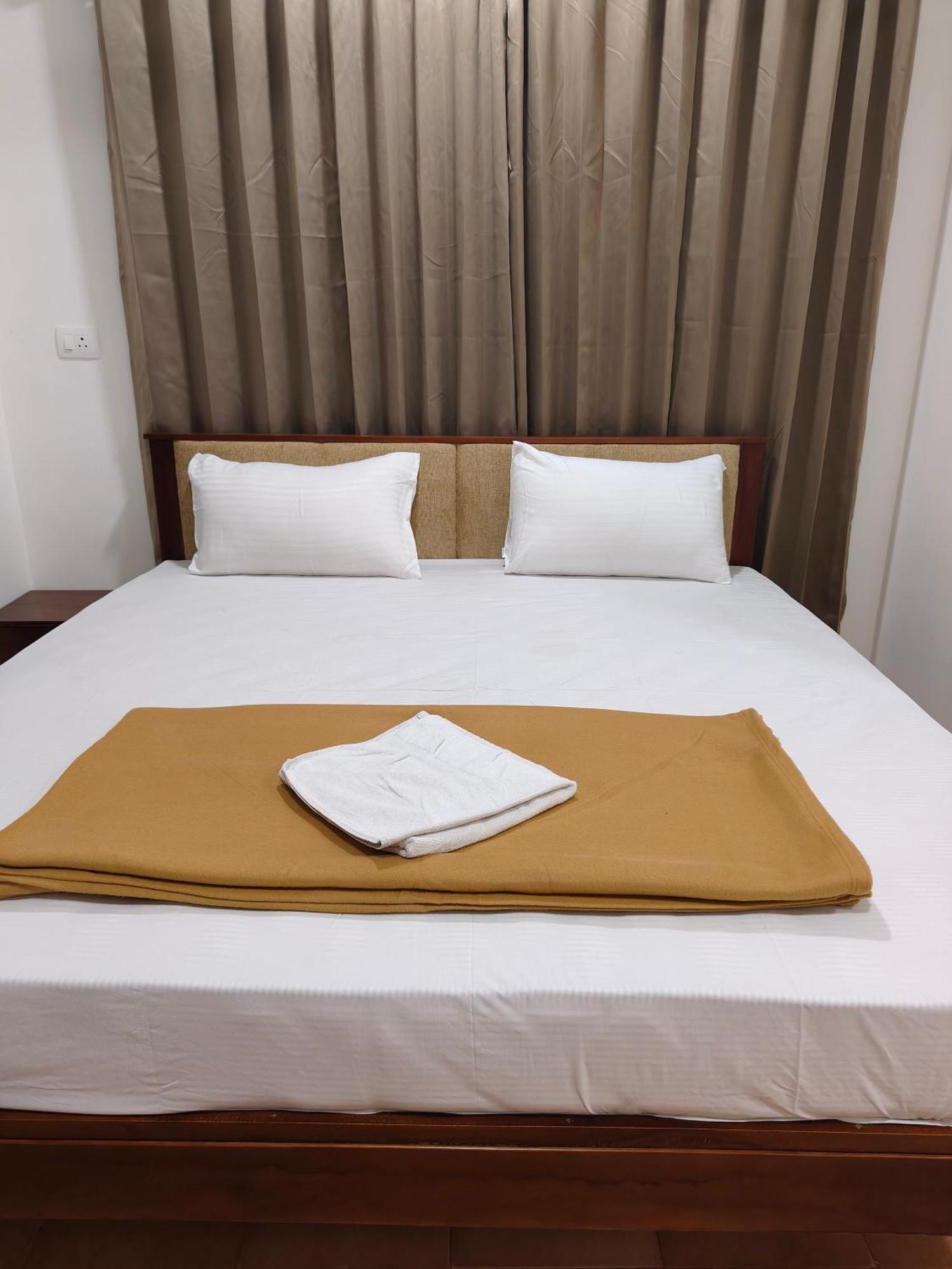 Hotel Nova Kochi Exterior photo
